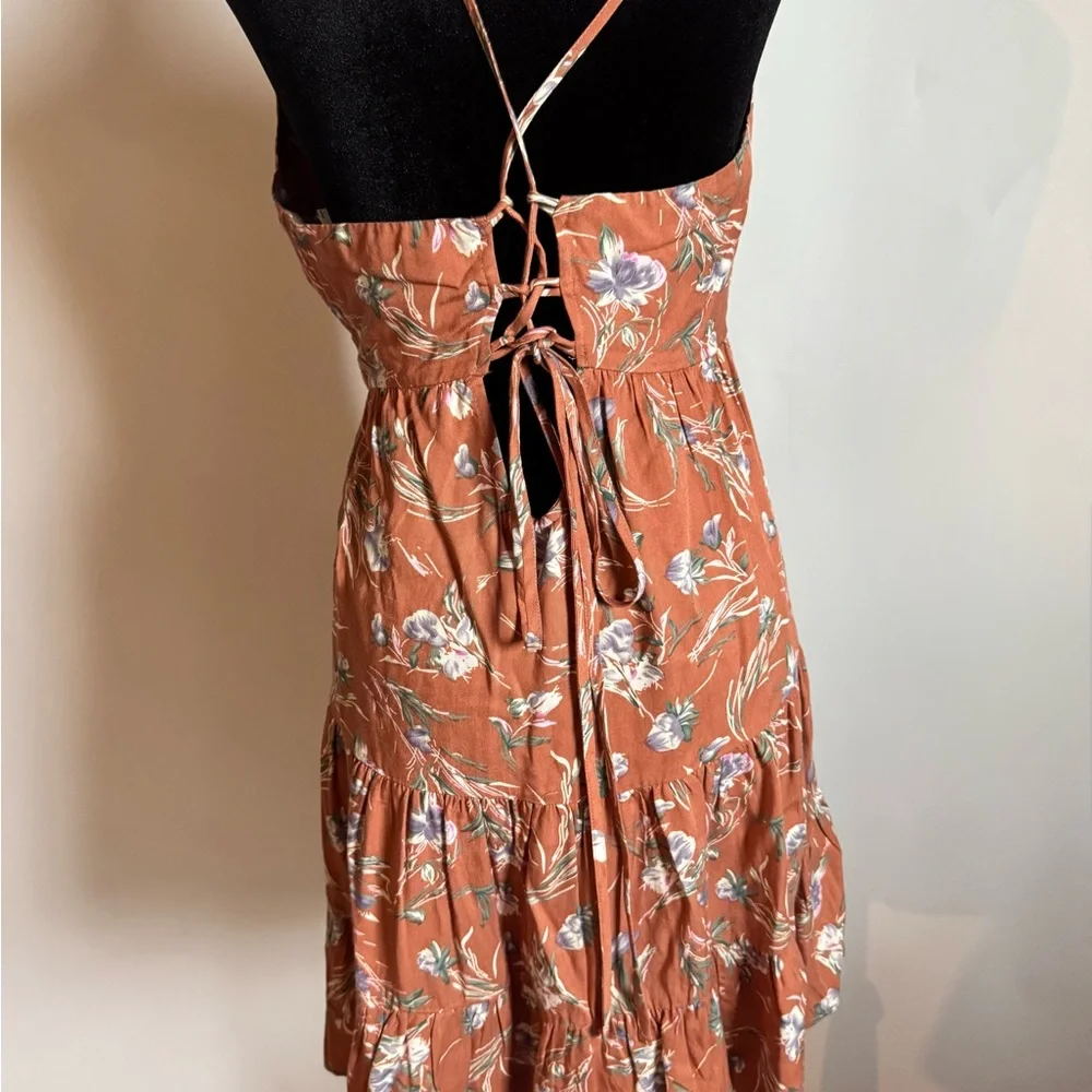 Strappy Lulus Dress M - Picture 4 of 5